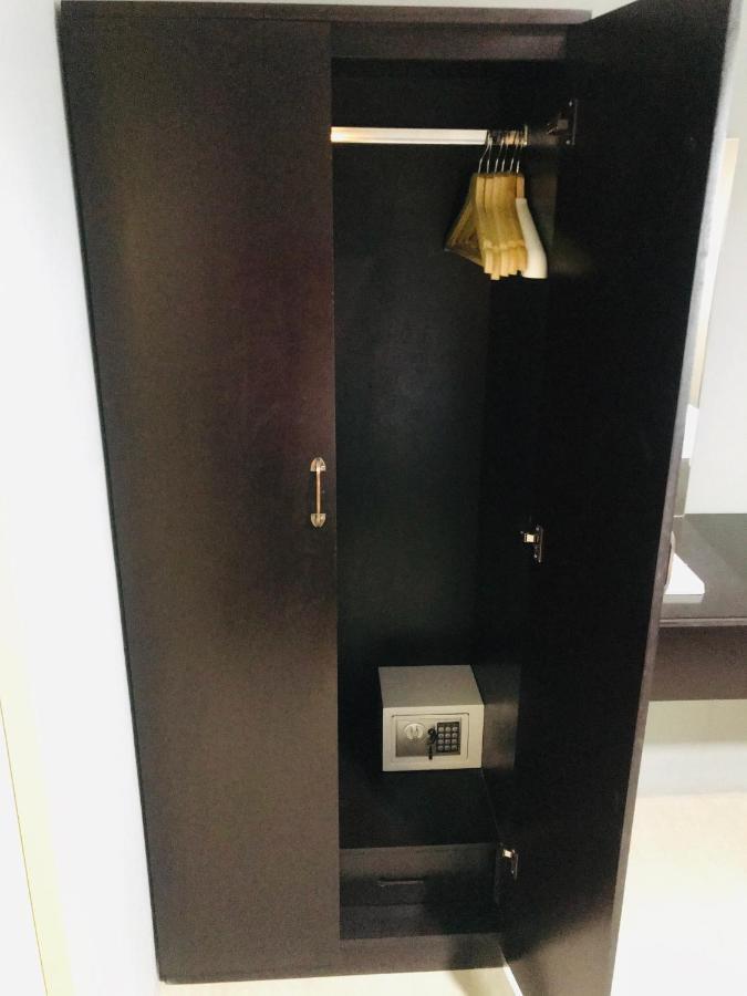 Harrys Resiendence Hotel Bangkok Luaran gambar