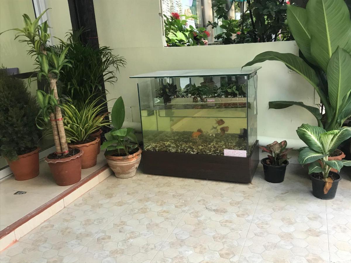 Harrys Resiendence Hotel Bangkok Luaran gambar