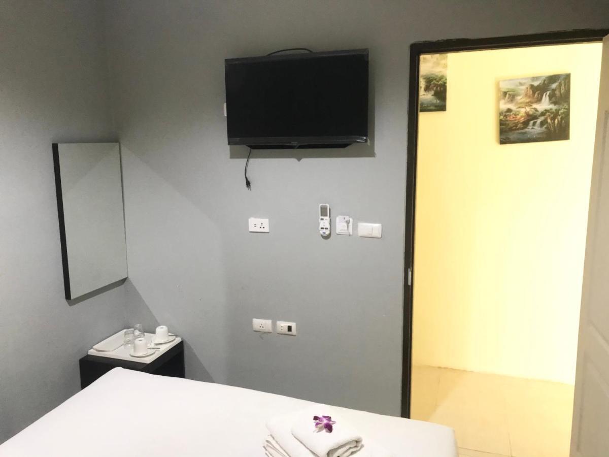 Harrys Resiendence Hotel Bangkok Luaran gambar